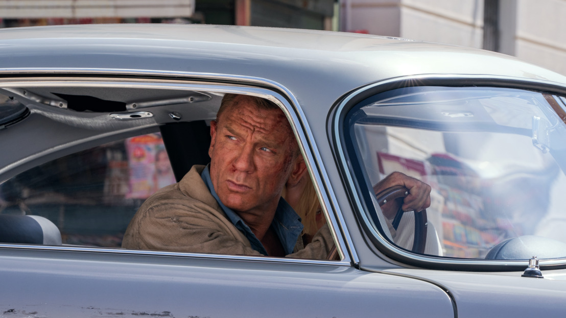 James Bond (Daniel Craig) and Dr. Madeleine Swann (Léa Seydoux) in Matera, Italy